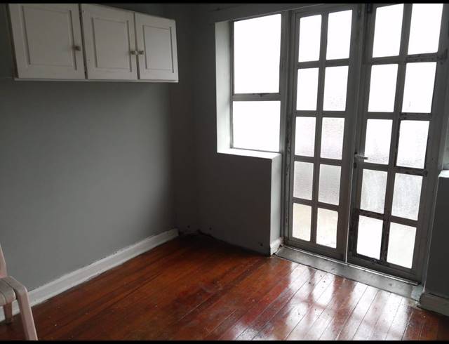 BEDROOM APARTMENT TO LET IN SOUTH BEACH